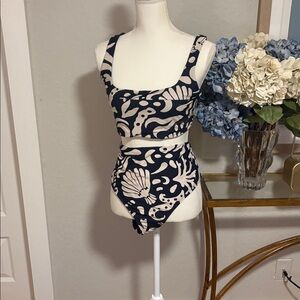 Alex Marie navy and beige print, high waisted bikini bottom size XL